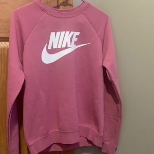 pink nike crew neck